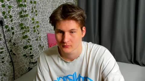 Snapshot of srygafon chatting on May 29, 6:28 pm MARCUS online show from May 29, 6:28 pm