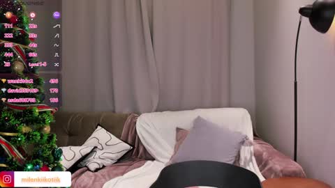 Alexandra online show from January 2, 6:12 pm