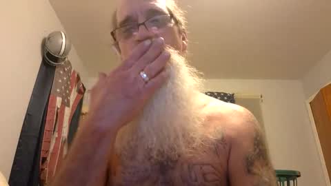 Snapshot of ssdrums3 chatting on December 15, 6:28 am ssdrums3 online show from December 15, 6:28 am