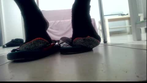 Snapshot of ssenzo chatting on February 8, 8:42 pm ssenzo online show from February 8, 8:42 pm