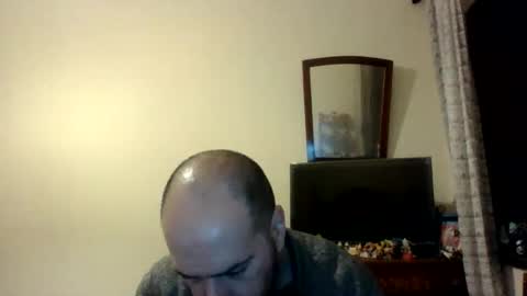 Snapshot of sstrasser chatting on February 9, 12:28 am ShYgUy online show from February 9, 12:28 am