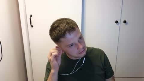 Snapshot of st1vemaster01 chatting on September 27, 4:34 pm st1vemaster01 online show from September 27, 4:34 pm