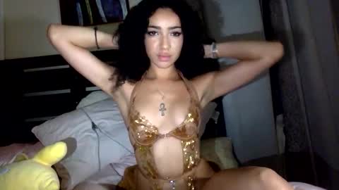 Snapshot of stabackkatrina chatting on November 4, 6:45 am Dianaseshh online show from November 4, 6:45 am