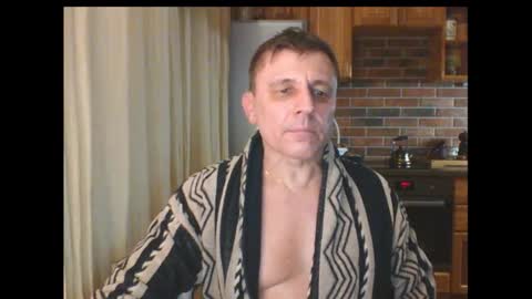 Snapshot of stacattoff chatting on December 15, 1:10 am stacattoff online show from December 15, 1:10 am