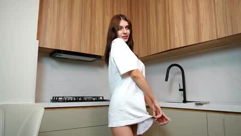 Snapshot of staceyblaine chatting on December 13, 8:47 pm Stacey online show from December 13, 8:47 pm