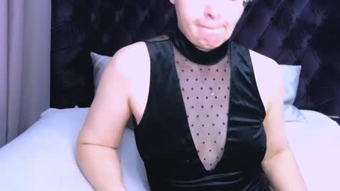 staceydarling online show from April 3, 7:50 am