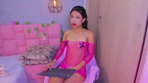 Snapshot of stacy_babby chatting on July 23, 10:19 pm stacy online show from July 23, 10:19 pm