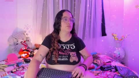Stacy Boobs  online show from May 21, 10:00 am