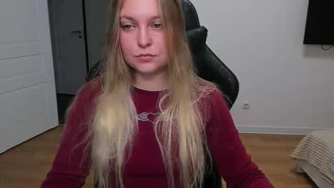 Snapshot of stacy_miraclee chatting on September 13, 3:23 pm Stacy online show from September 13, 3:23 pm