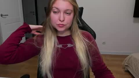 Snapshot of stacy_miraclee chatting on September 20, 2:40 pm Stacy online show from September 20, 2:40 pm