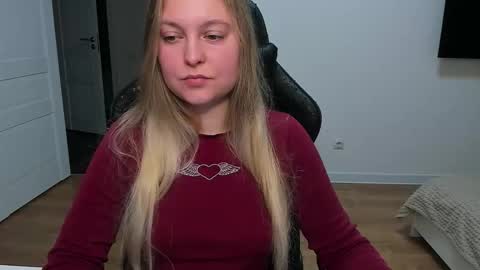Snapshot of stacy_miraclee chatting on October 15, 2:39 pm Stacy online show from October 15, 2:39 pm