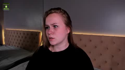 Snapshot of stacy_moorexx chatting on June 23, 8:29 pm STACY online show from June 23, 8:29 pm