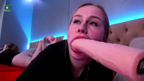 Snapshot of stacy_moorexx chatting on July 3, 9:21 pm STACY online show from July 3, 9:21 pm