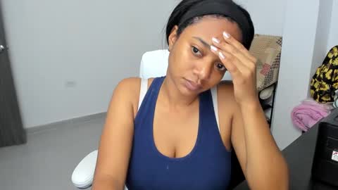 Snapshot of stacy_woods chatting on February 15, 1:53 am Zulma Yisset online show from February 15, 1:53 am