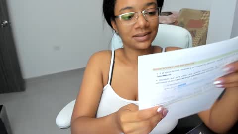 Snapshot of stacy_woods chatting on February 20, 1:46 am Zulma Yisset online show from February 20, 1:46 am