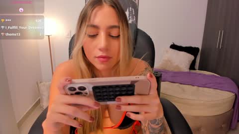 Snapshot of stacyconner chatting on January 28, 10:56 pm Stacy Conner online show from January 28, 10:56 pm