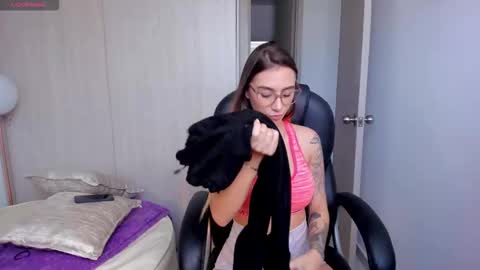 Snapshot of stacyconner chatting on September 23, 6:55 pm Stacy Conner online show from September 23, 6:55 pm