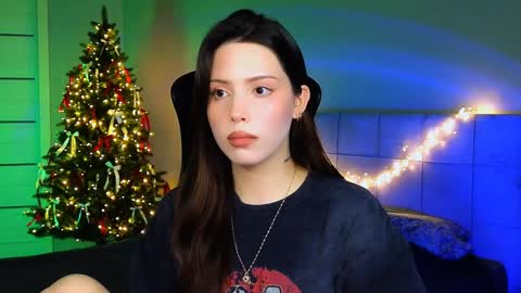 Snapshot of stacygonzales_ chatting on January 7, 9:07 am Bye bye dear See you on December 3st online show from January 7, 9:07 am