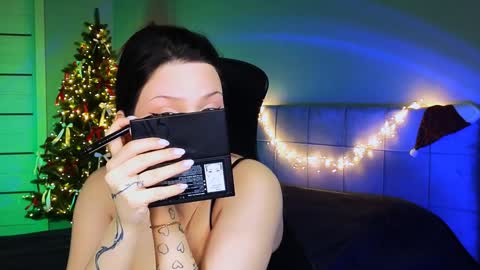 Snapshot of stacygonzales_ chatting on January 19, 6:20 am Bye bye dear See you on December 3st online show from January 19, 6:20 am