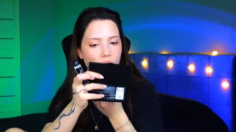 Snapshot of stacygonzales_ chatting on February 1, 6:43 am Bye bye dear See you on December 3st online show from February 1, 6:43 am