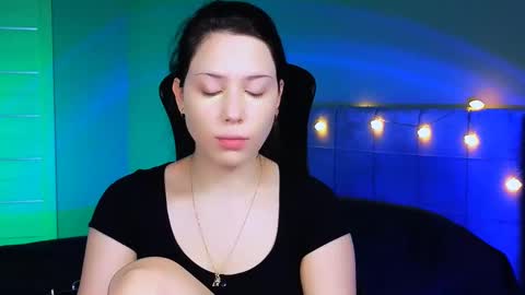 Snapshot of stacygonzales_ chatting on February 18, 6:26 am Bye bye dear See you on December 3st online show from February 18, 6:26 am