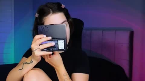 Snapshot of stacygonzales_ chatting on September 20, 9:21 am Bye bye dear See you on December 3st online show from September 20, 9:21 am