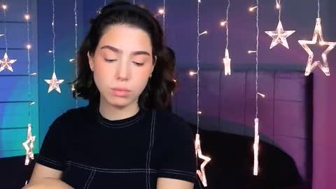 Snapshot of stacygonzales_ chatting on September 28, 6:30 am Bye bye dear See you on December 3st online show from September 28, 6:30 am