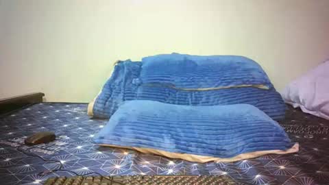 Stacysweet chocolate online show from February 21, 9:32 am