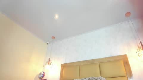 KEIMI  online show from June 25, 5:12 am