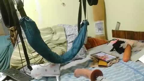 stambo0704987834 online show from April 4, 5:38 am