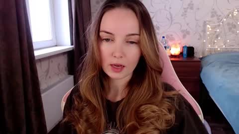 Snapshot of star_shopping chatting on December 3, 6:15 am Alice online show from December 3, 6:15 am