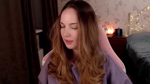 Snapshot of star_shopping chatting on December 3, 12:16 pm Alice online show from December 3, 12:16 pm