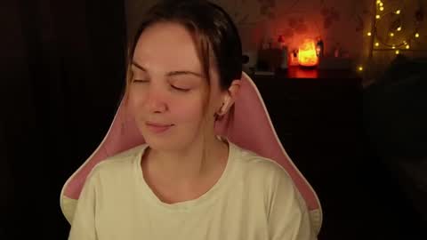 Snapshot of star_shopping chatting on January 19, 7:26 pm Alice online show from January 19, 7:26 pm