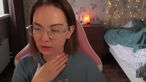 Snapshot of star_shopping chatting on January 26, 5:02 am Alice online show from January 26, 5:02 am