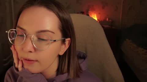 Snapshot of star_shopping chatting on February 4, 1:16 pm Alice online show from February 4, 1:16 pm