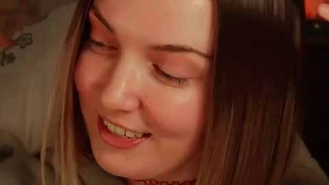 Snapshot of star_shopping chatting on February 12, 4:44 pm Alice online show from February 12, 4:44 pm