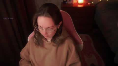 Snapshot of star_shopping chatting on November 9, 12:58 pm Alice online show from November 9, 12:58 pm