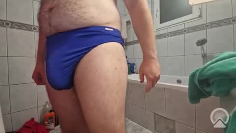 DominantBullGuyxxx online show from August 2, 11:47 pm