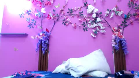 Snapshot of starfishanal21 chatting on April 18, 7:58 pm alejandra online show from April 18, 7:58 pm