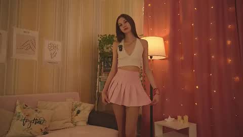 Chloe online show from February 23, 10:34 am