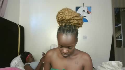 lia online show from January 16, 11:58 am