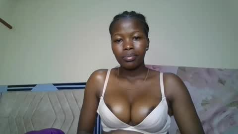 staria_diva online show from November 28, 6:10 pm