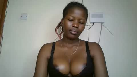 staria_diva online show from December 2, 9:43 pm