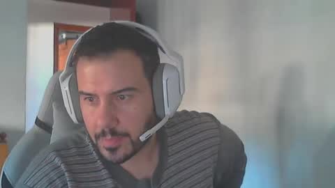 Snapshot of stark_86 chatting on December 8, 1:47 pm stark_86 online show from December 8, 1:47 pm