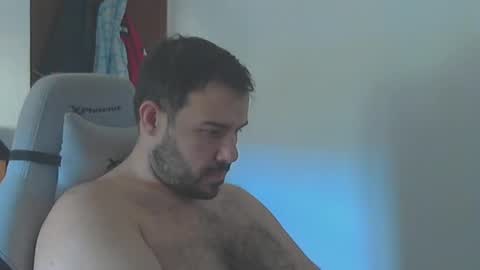 Snapshot of stark_86 chatting on December 22, 11:22 am stark_86 online show from December 22, 11:22 am