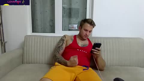 Snapshot of starkiller777550 chatting on September 8, 6:51 pm Marius online show from September 8, 6:51 pm