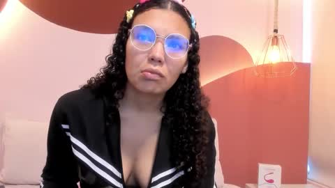 Snapshot of starkjoness chatting on September 11, 12:49 pm Stark Jones online show from September 11, 12:49 pm