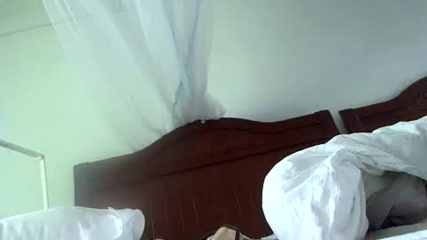 Snapshot of starlagurl chatting on March 7, 1:31 am starlagurl online show from March 7, 1:31 am