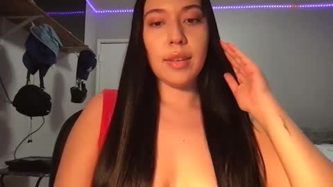 Snapshot of starlitdreams777 chatting on February 27, 4:52 am starlitdreams777 online show from February 27, 4:52 am