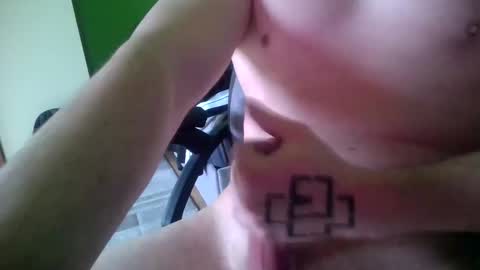 starrrky online show from March 28, 2:38 pm